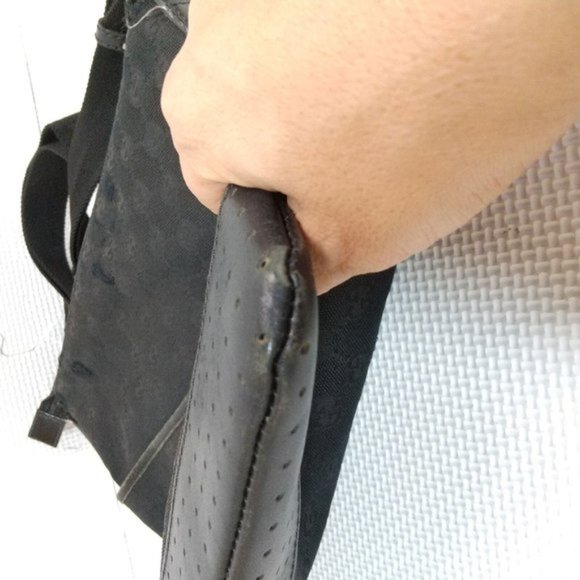 Gucci GG Canvas Shoulder Bagš„PRICE DROPš„ - Picture 8 of 13